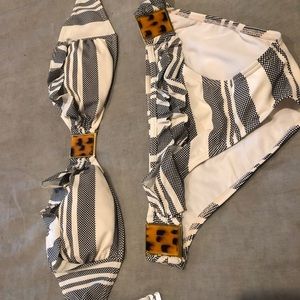 Gianni Bini bikini set